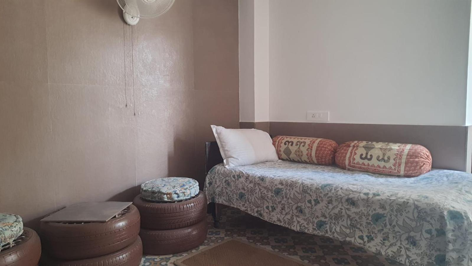 Jaisal Castle Homestay Jaipur Ngoại thất bức ảnh